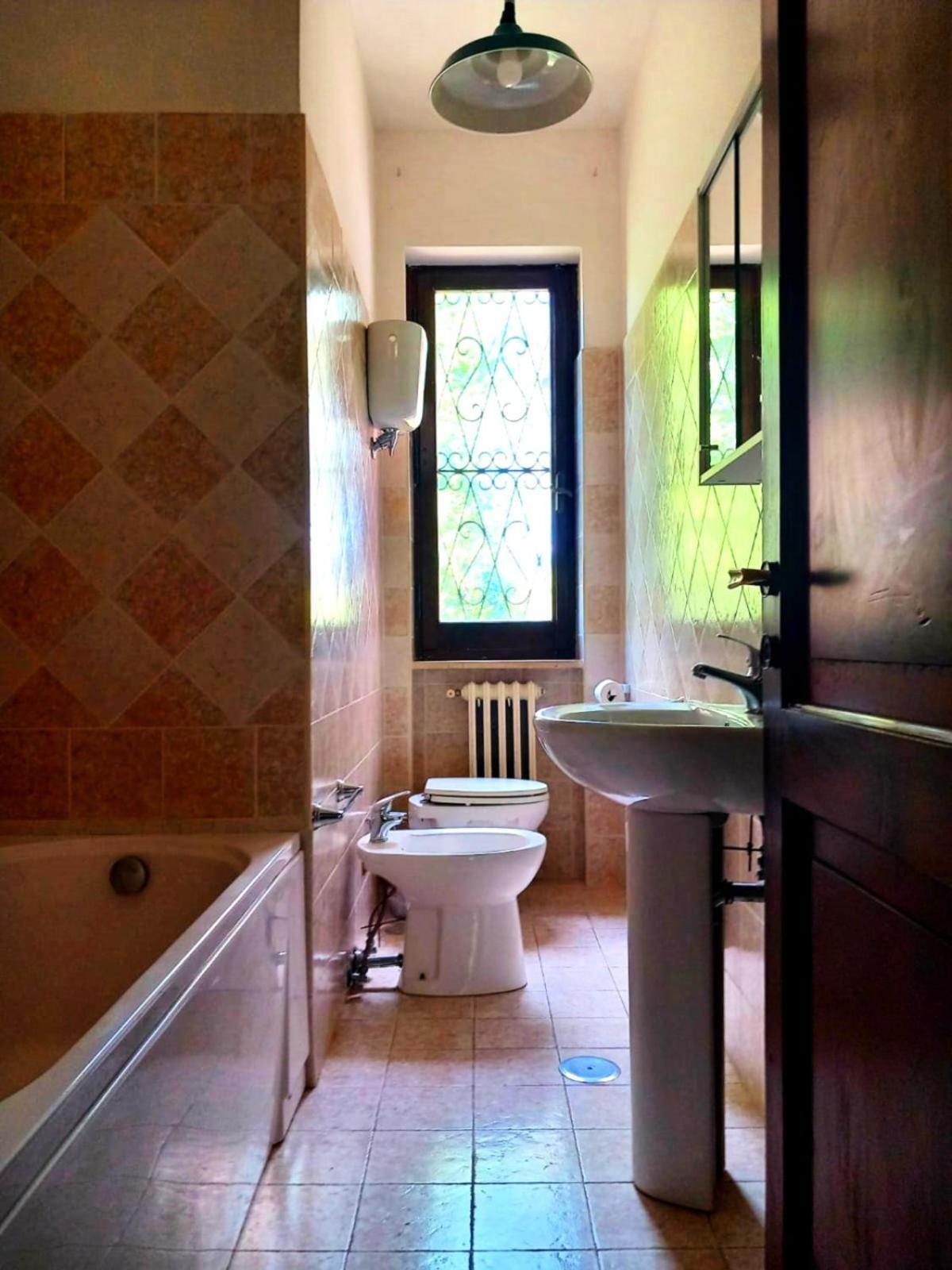 All'Ombra Degli Olivi Pisciarelli Bagian luar foto